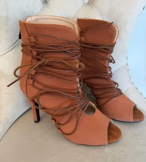 Women’s Rust‎ Lace thumbnail 1