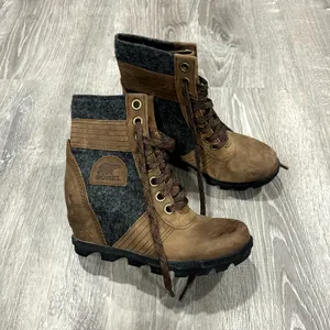 Sorel Lexie Wedge boot Women’s Brown Lace-Up Wedge Ankle Winter Boots Size 6.5 thumbnail 2