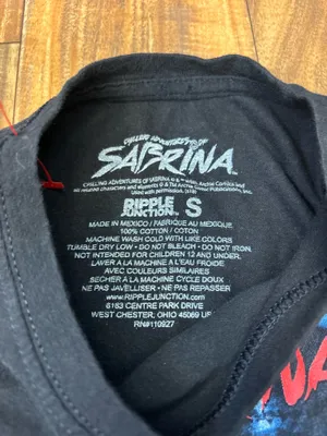 Sabrina Teenage Witch Tshirt thumbnail 3