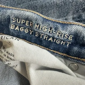 American Eagle Baggy Straight Jeans Womens 14 Blue Studded Super High Rise Denim thumbnail 6
