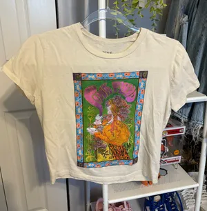 Urban Outfitters Pink Floyd Cropped Band Tee Size Medium thumbnail 1