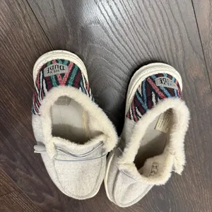 Hey Dude Women’s 9 Wendy Funk Wool Shoes Pull On thumbnail 4