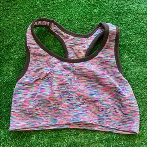 Sports Bra Size M thumbnail 1