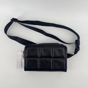 NWT Amanda Uprichard Black‎ Quilted Belt Bag Le Sac Banane Fanny Pack Gold Zip thumbnail 3