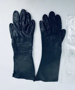 Vintage‎ Black Leather Gloves Size 7 Silk lined Gala opera classy chic Germany thumbnail 1