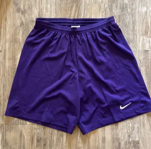 Men’s purple Nike shorts  thumbnail 1