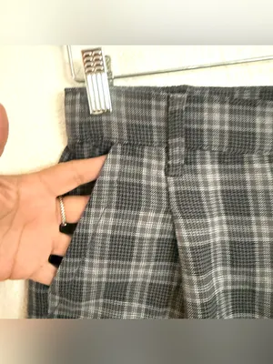 NWT American Eagle Womens Shorts Gray Palid High Rise Pleated Stretch 2 thumbnail 6