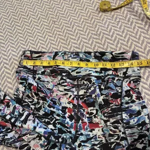Lululemon Leggings Womens Size 12 Wonder Under High Rise Culture Clash Multi thumbnail 6