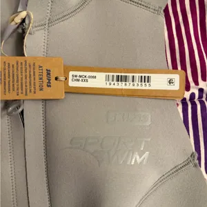 Skims Size xxs Sport Swim Mock Neck Zip Top Chrome Gray Sleeveless Zip Front NWT thumbnail 8