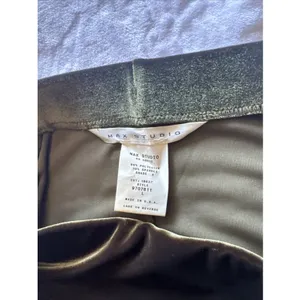 Max Studio Skirt Size L Green Velvet Skirt Elastic Waist Made In USA thumbnail 7