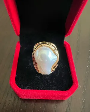 Women’s Gorgeous Golden Adjustable Statement Ring Size 7 thumbnail 1