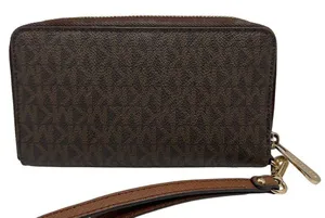 MICHAEL KORS Brown Signature Jet Set Wallet thumbnail 2