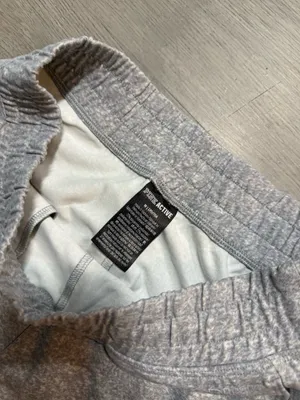 Pink Victoria’s Secret active joggers thumbnail 3
