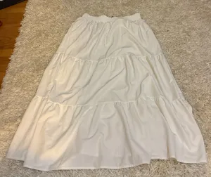 Arolina White Maxi Skirt thumbnail 1