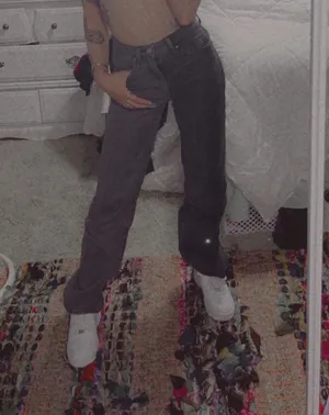 PacSun 90s Boyfriend Jeans thumbnail 2