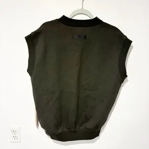 FEAR OF GOD‎ ESSENTIALS Grey PULLOVER V-NECK VEST Women’s Medium NEW thumbnail 7
