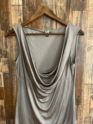 Ann Taylor women's sleeveless blouse size small 100% Rayon gray thumbnail 2