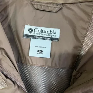 Columbia Women's medium brown jacket‎ thumbnail 4