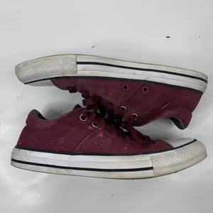Converse 9 Chuck Taylor All Star Madison Burgundy Plaid Low Top Sneakers 561739F thumbnail 4