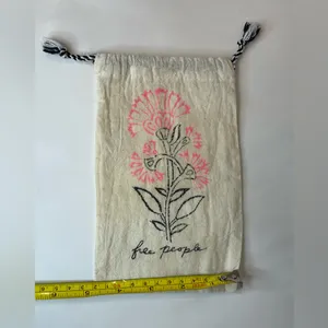 Free People Linen Draw‎ String Drawstring Off-White Reusable Jewelry Dust Bag thumbnail 5