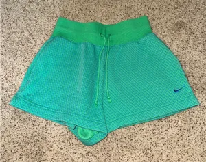 Nike Fleece Shorts Women’s thumbnail 1
