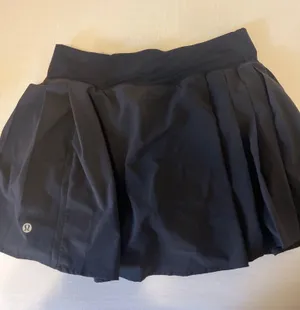Lululemon High-Rise Pleated Tennis Skirt thumbnail 2