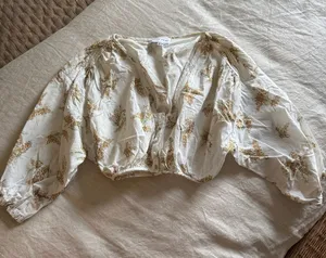 Sabo Skirt White Floral Puff Sleeve Blouse thumbnail 1