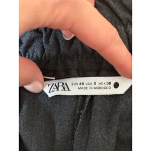 Zara Black Cropped Dress Pants Size 8 thumbnail 8