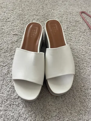 Shu Shop Boutique Sandals thumbnail 2