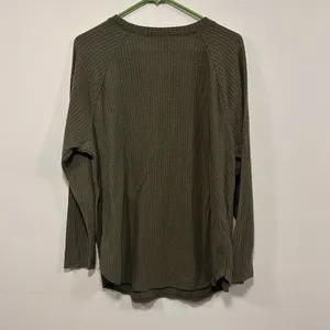 American Eagle Outfitters Olive Long Sleeve Henley Tee Size XL! thumbnail 4