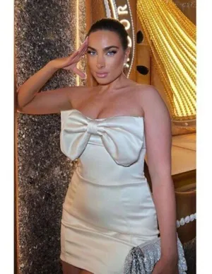 HOUSE OF CB Ariella Satin Crystal Embellished Bow Dress in Ivory Size Small thumbnail 2