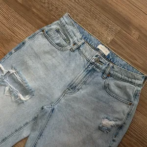 PACSUN Light Blue Distressed 90’s Straight Jeans thumbnail 2