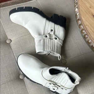 Lulus Rachael White Ankle Boots Size‎ 7 thumbnail 6
