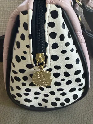 Betsey Johnson Quilted Pink Dome Satchel with Black Handles Bow Detail and Charm thumbnail 5