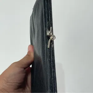 Vtg Dooney & Bourke AWL Black Pebbled Leather Kiss-lock Bifold Organizer Wallet thumbnail 4
