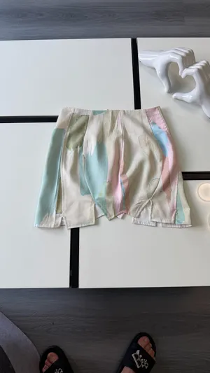 PrettyLittleThing Watercolor Pastel Mini Skirt with Asymmetric Slit Hem - Size US 2 thumbnail 2