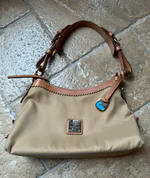 Dooney & Bourke ✨beige  mini bag thumbnail 3