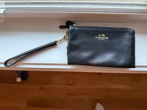 Coach Wristlet thumbnail 2