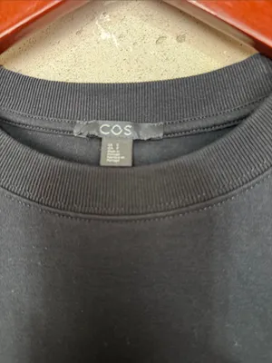 COS Black Short-Sleeve crop Crewneck Tee thumbnail 2
