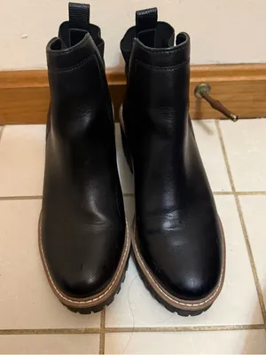 Dolce Vita | Black Leather Rango Lug Ankle Boots thumbnail 7