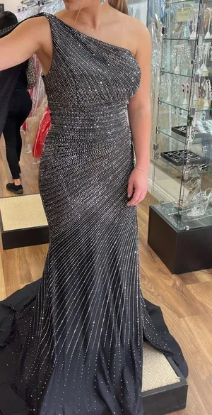 Sherri Hill Black Gown thumbnail 1