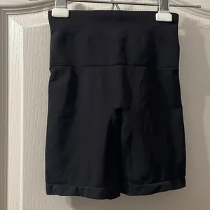 Yitty‎ Nearly Naked Shaping High Waist Shorts Iconic Black XS/S Shapewear Lounge thumbnail 3
