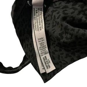 VICTORIAS SECRET Bralette Black Gray Animal Print Size L Casual Lounge Wireless thumbnail 6
