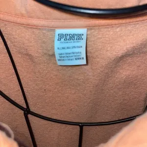 Pink Victoria’s Secret crew neck pullover sweatshirt sparkly pink/peach size XL​ thumbnail 4