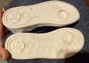 Puma Sneakers kids size 4 thumbnail 4