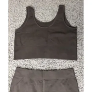 Women Seamless Ribbed 2 Piece L SHEIN Workout Set Sports Bra and Shorts Brown thumbnail 3