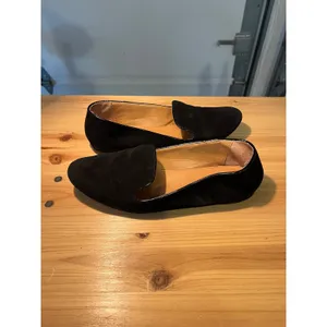 J.Crew Womens Black Suede‎ Smoking Loafers Patent Trim Flats Size 7 thumbnail 6
