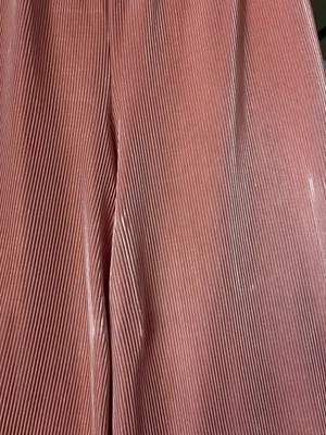 Plus-Size Wide-Leg stretchy Pants in Dusty Rose thumbnail 4