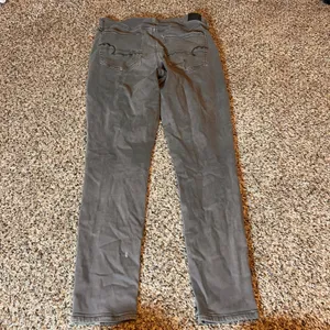 American‎ Eagle Jeggings High Waisted Button Fly Green Wash Size 12 thumbnail 8