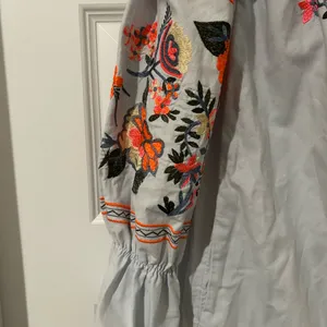 Free People Embroidered Off Shoulder Mini Dress Blue Orange Size S thumbnail 6